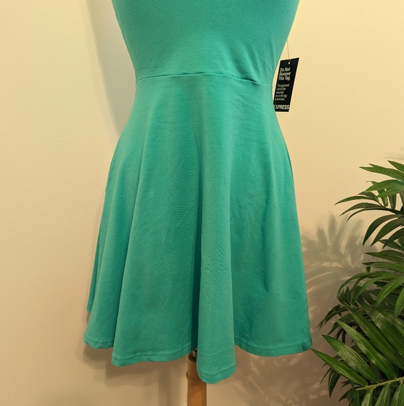 Express Strapless Skater Fit & Flare Mini Dress Mint Green Medium - Picture 3 of 8